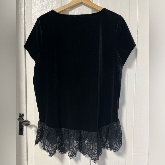 NWT Adrianna Papell short sleeve Velvet and lace blouse size large - Picture 3 of 7